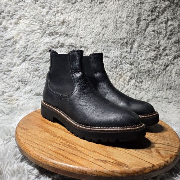 Caslon Miller Lea Womens 9M Black Leather Lug Sole Chelsea Boot Water Resistant - Picture 1 of 11
